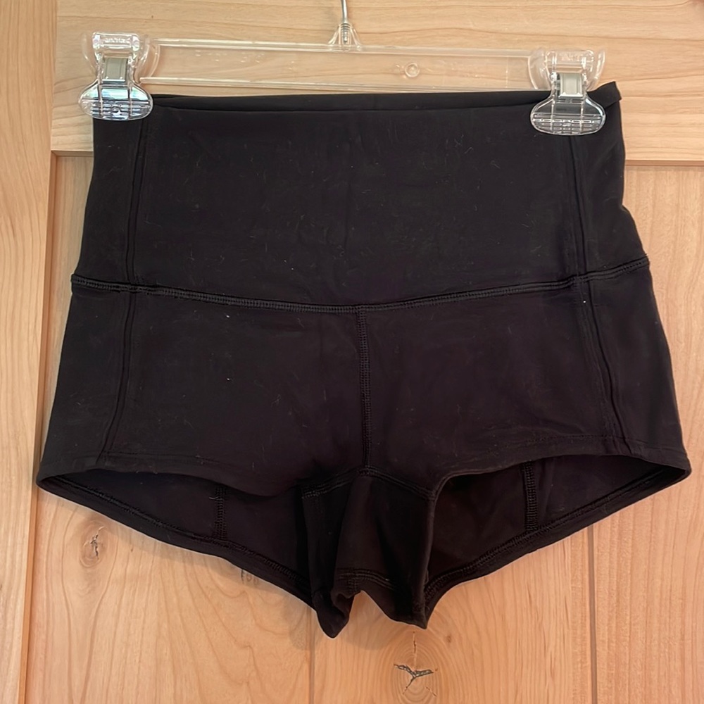 Lululemon boogie shorts size 4